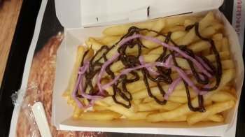 Halloween witch fries von McDonalds basic-october-2016