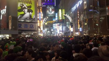 Halloween in Shibuya basic-october-2016